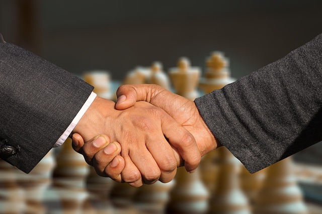博弈論商業談判：提升勝算策略分析
