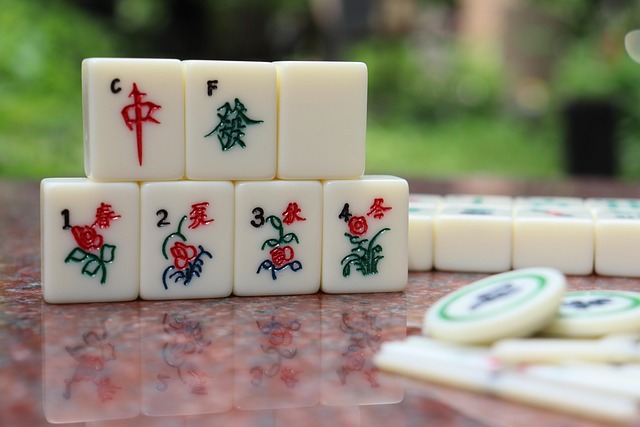 麻將副露門清攻守：策略取捨深度拆解